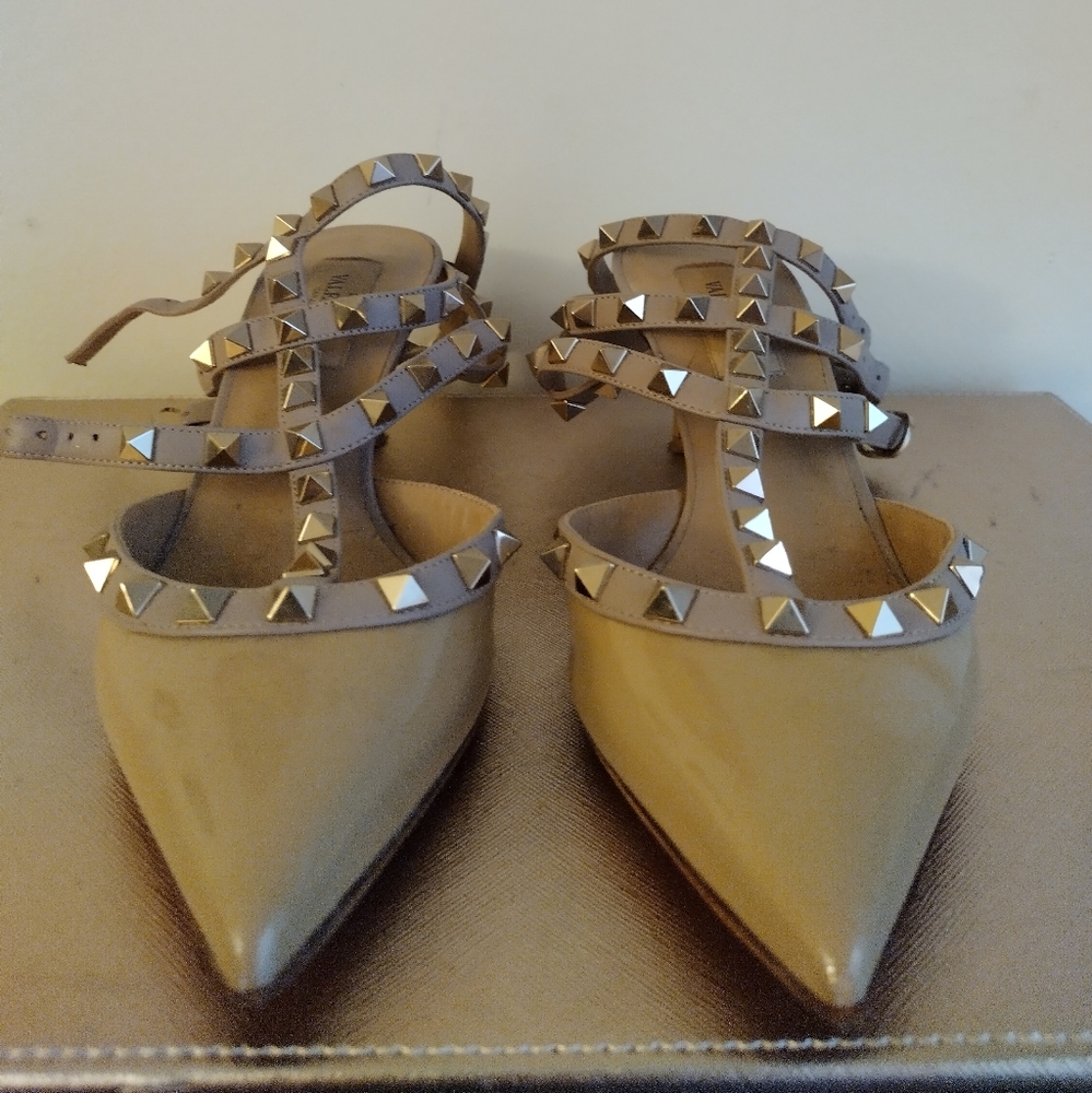 Valentino rock stud kitten heels 36.5